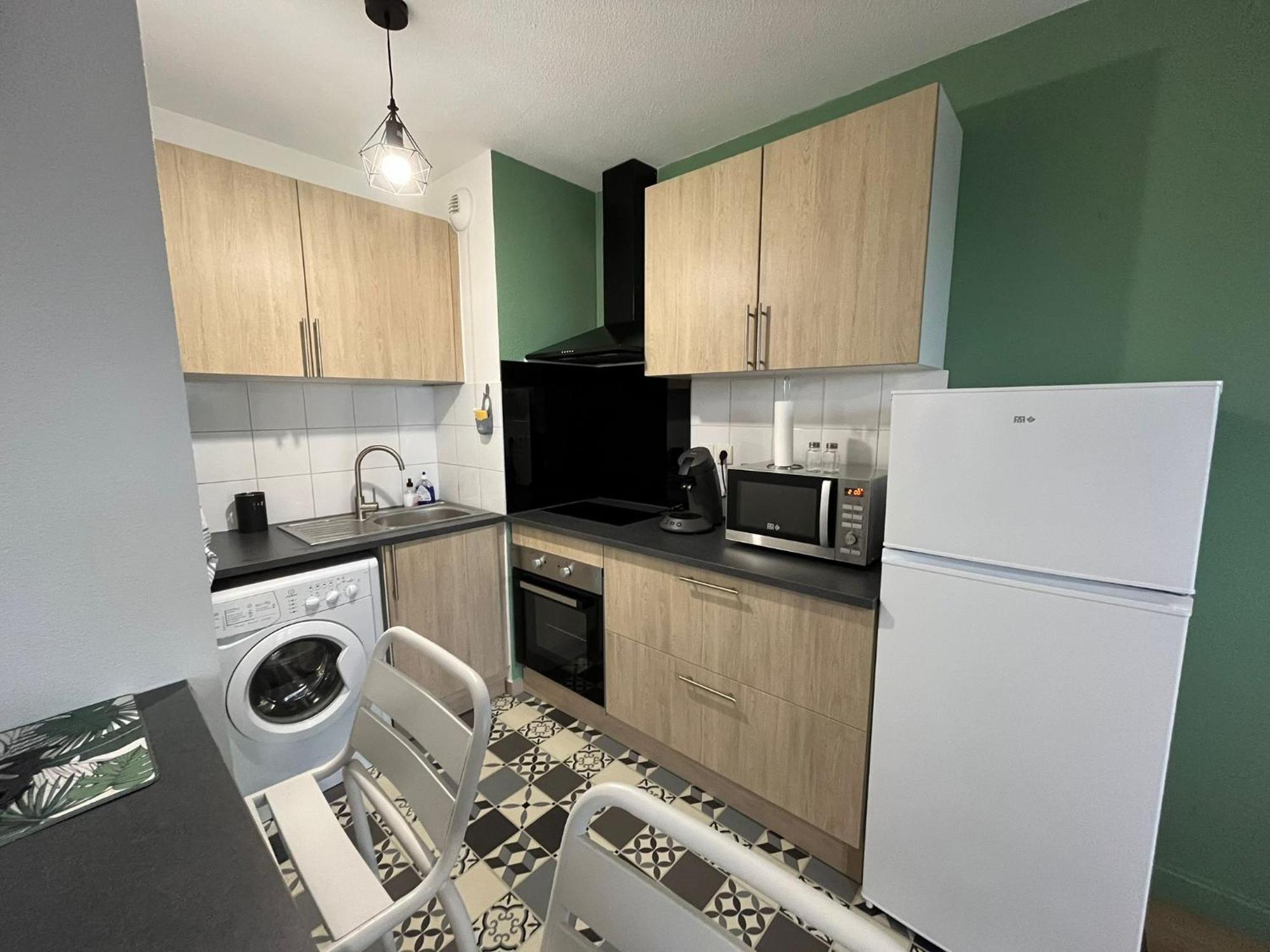 Appartement Avec Jardin A Rochefort Exteriér fotografie